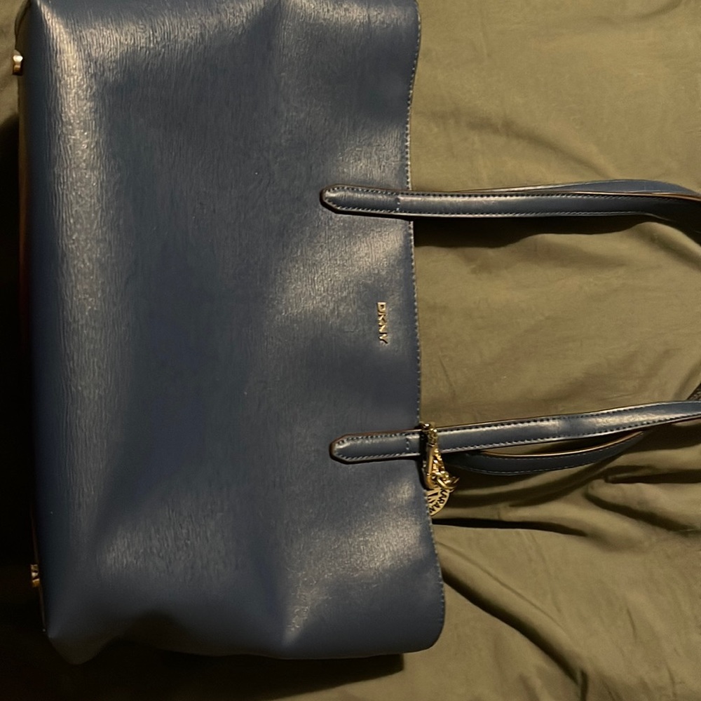 DKNY Shoulder bag